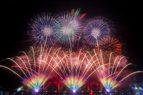 大曲全国花火競技大会　写真提供：秋田県大仙市